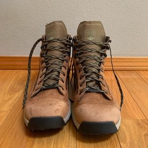 Danner Men's 650 6" Hiking Boot Size 11